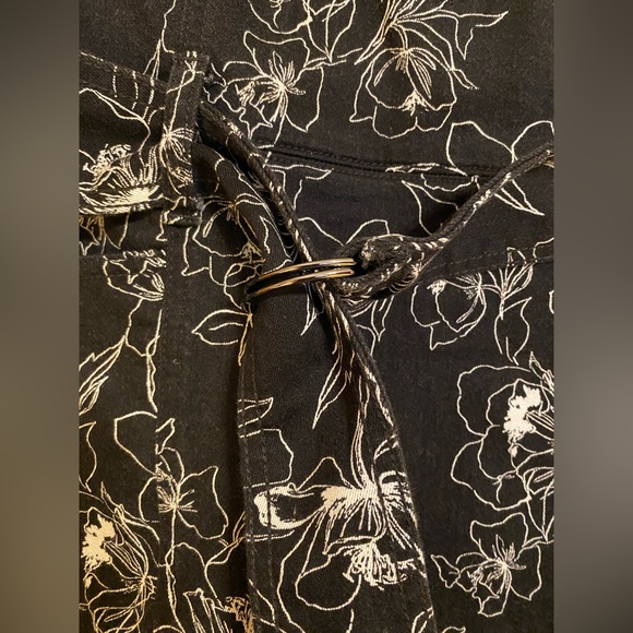 White House black market Jean dress - Picture 4 of 6